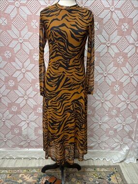 En Focus Studio Tiger Print Mesh Midi Dress Size 6